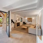 Collet Villa *